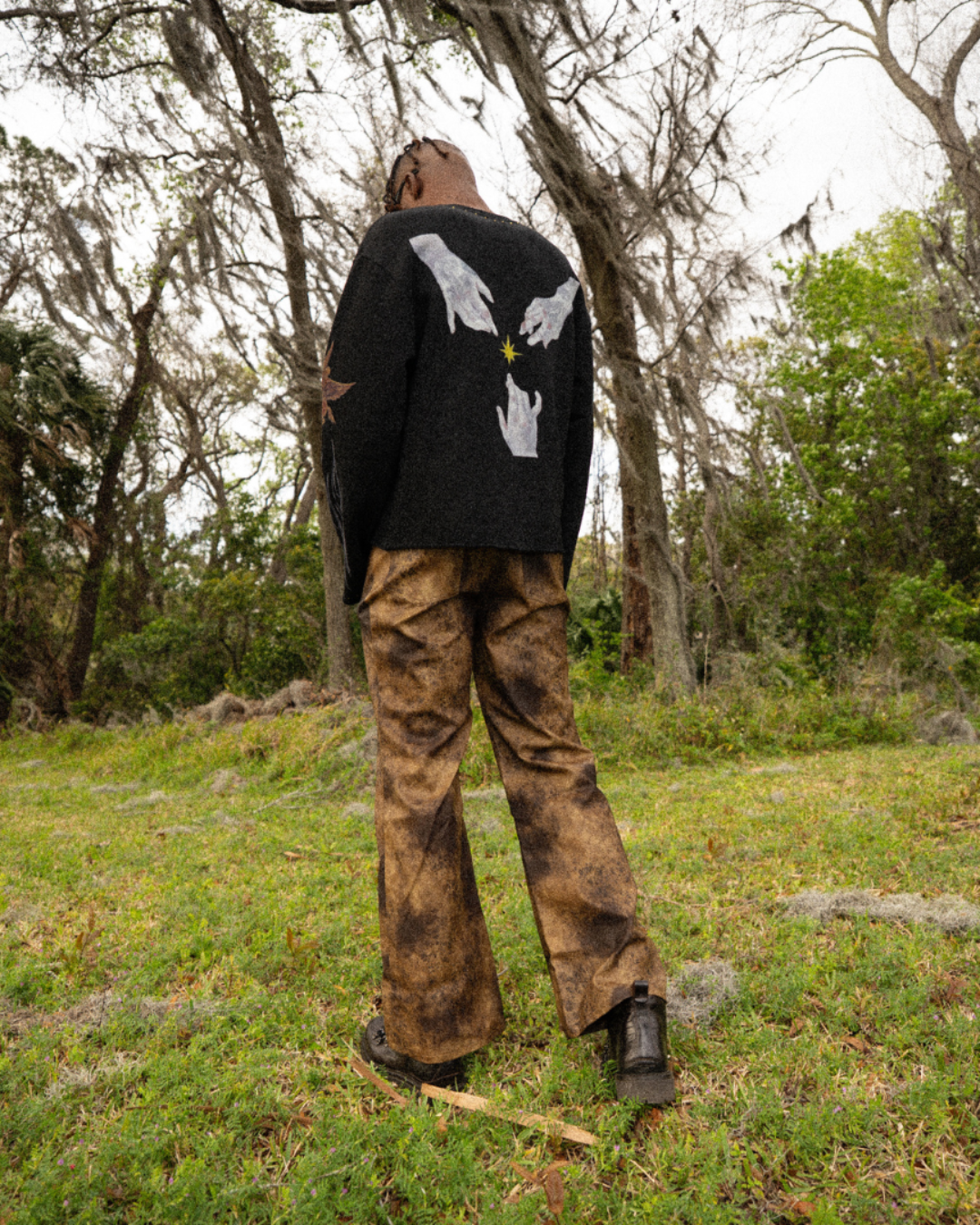 BURN A STAR – CREWNECK